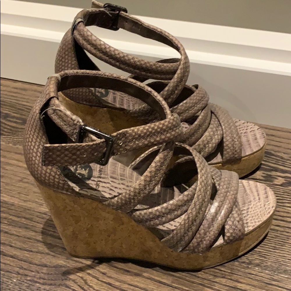 Tory Burch Snake Skin Wedge cork Sandals 8